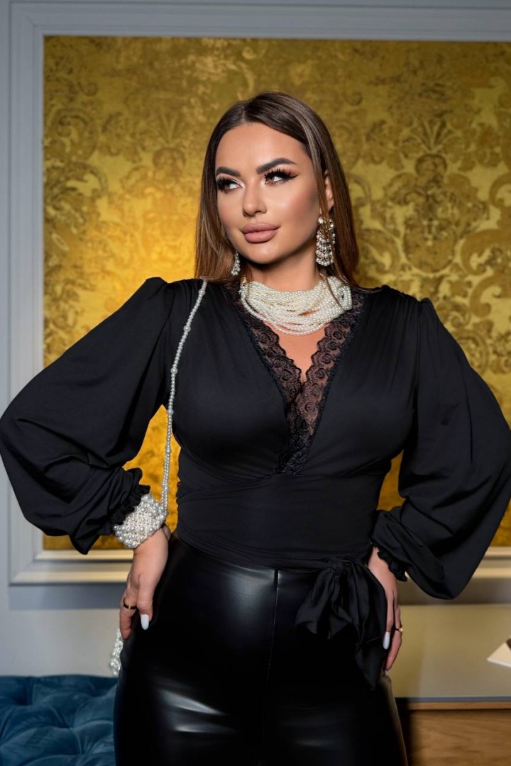 Блузка с кружевом на запах YM-7127A14