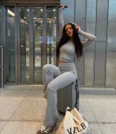 Жіночий зручний костюм DMP-A7142A420