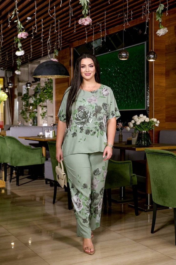 Стильний костюм MAX-2030A1300