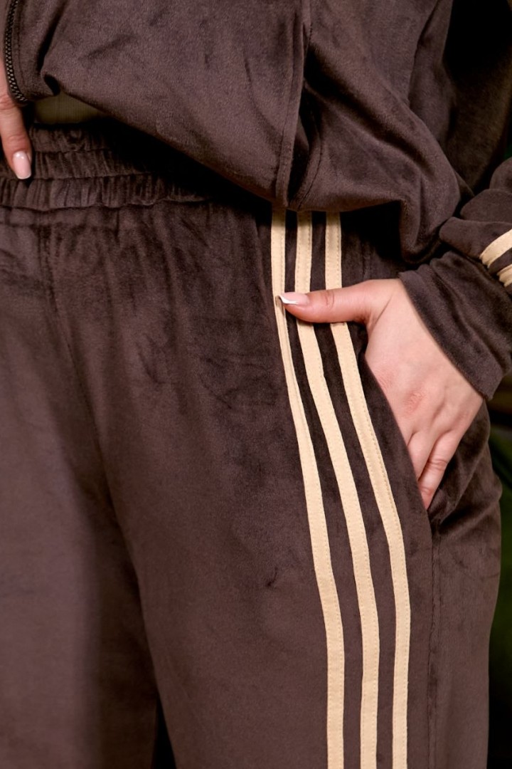 Женский бархатный спортивный костюм  ELR-4089A800