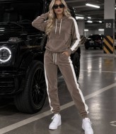 Костюм с лампасами DOL-441A820