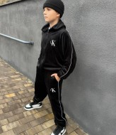 Велюровый костюм на мальчика NN-992A700