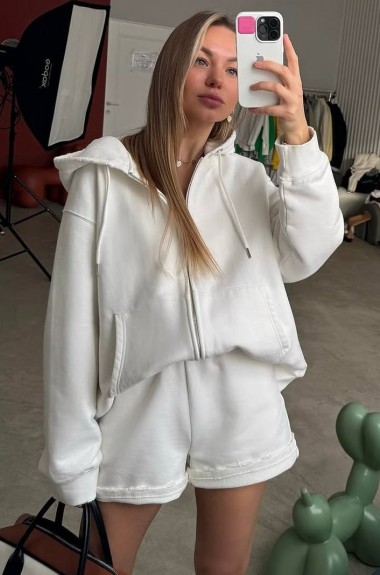 Трикотажный костюм с шортами SAP-083A520 Трикотажный костюм с шортами SAP-083A520