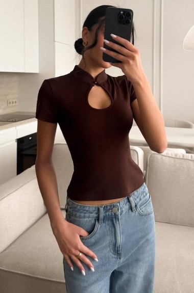 Футболка с вырезом  STB-051A299