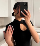 Футболка з делікатним вирізом STB-051A299