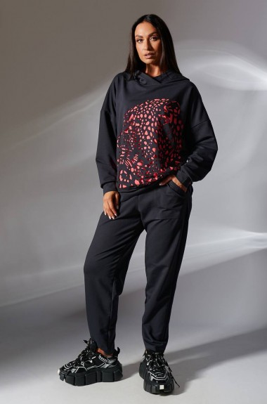 Красивый прогулочный костюм IS-159A1350