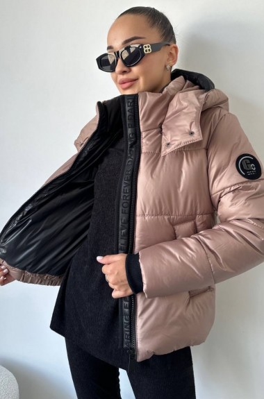 Куртка женская с капюшоном зима  JW-2028A1050