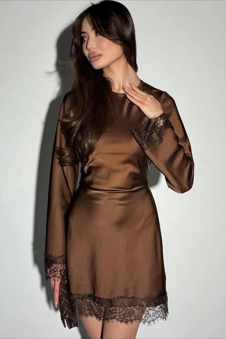 Элегантное платье с кружевом VOL-724A500