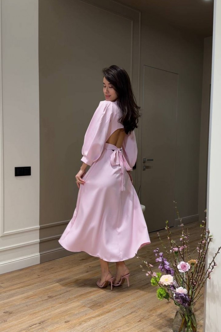 Розкішна сукня з відкритою спіною GIL-021A810