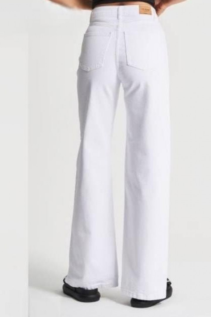 Джинсы белые женские AMU-2478A999