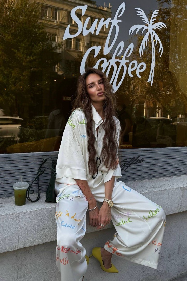 Шовковий брючний костюм з надпісями BAC-974A1200