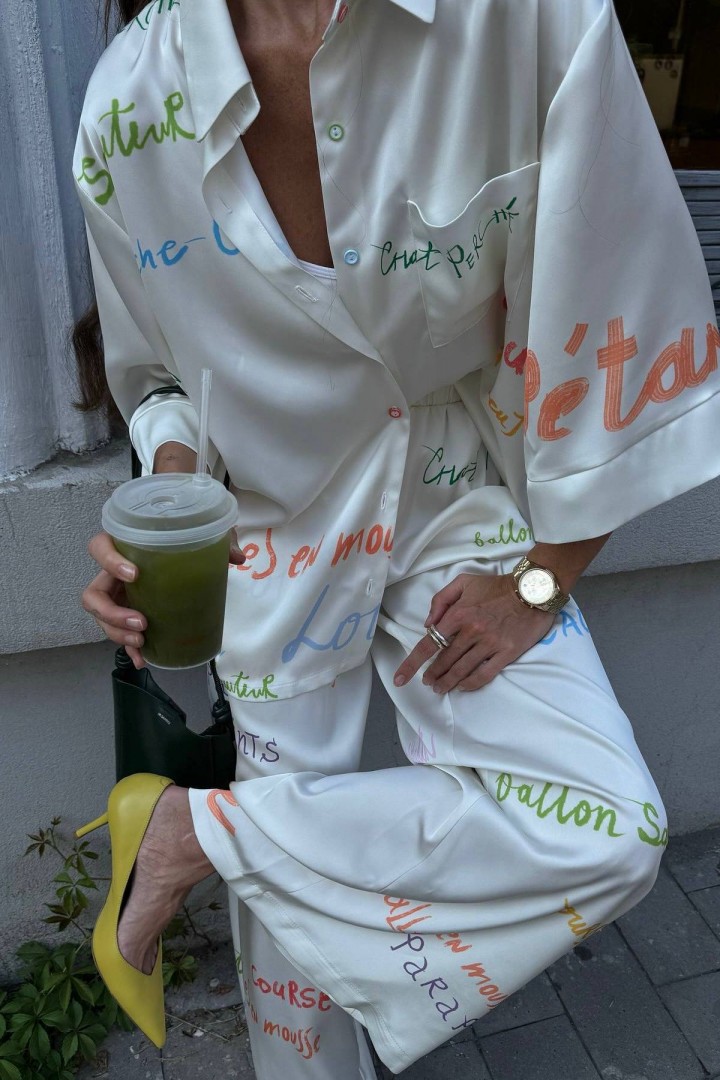 Шовковий брючний костюм з надпісями BAC-974A1200