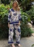 Костюм с ярким принтом  SOL-3047A800