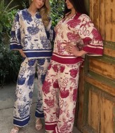 Костюм с ярким принтом  SOL-3047A800