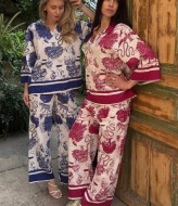 Костюм с ярким принтом  SOL-3047A800