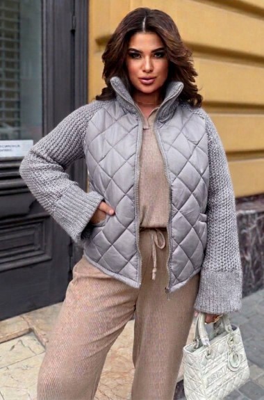 Кофта куртка с широкими рукавами  BAV-1051A950 