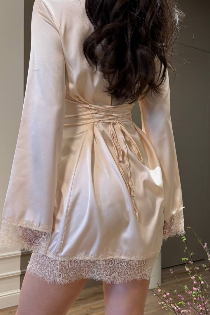 Шёлковое платье на шнуровке  SPL-7106A490