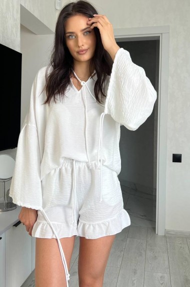 Шорти и блузка широкими рукавами SPL-7091A490