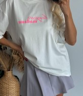 Женская  футболка с надписью MV-030526A450