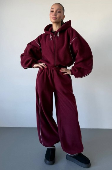 Комфортный флисовый костюм DMP-A7210A600 Комфортный флисовый костюм DMP-A7210A600