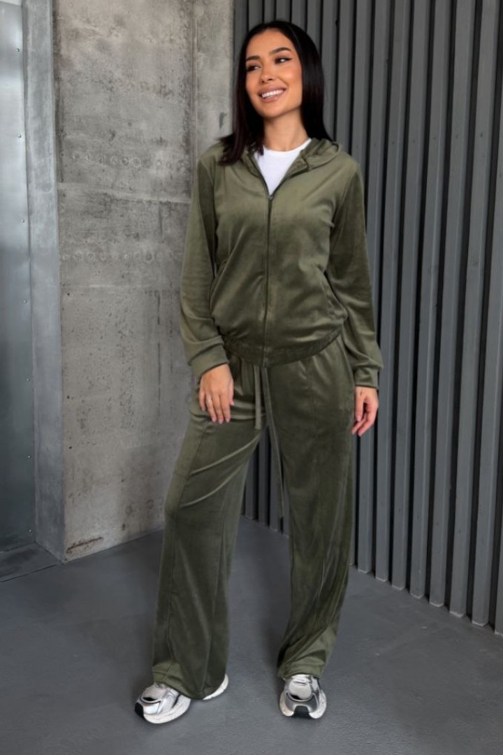 Спортивный велюровый костюм  JAV-820A750