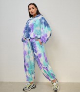 Яркий костюм IS-232A900