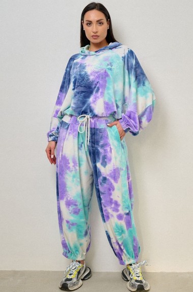 Яркий костюм IS-232A900