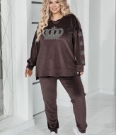 Велюровий костюм зі стразами VOJ-336A750