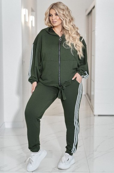 Стильний костюм з написом по спинці VOJ-342A850