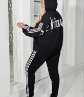 Стильний костюм з написом по спинці VOJ-342A850