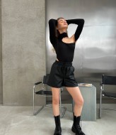 Шкіряні шорти на резинці AXY-031A300