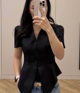 Жіночий елегантний жакет INNA-591A620