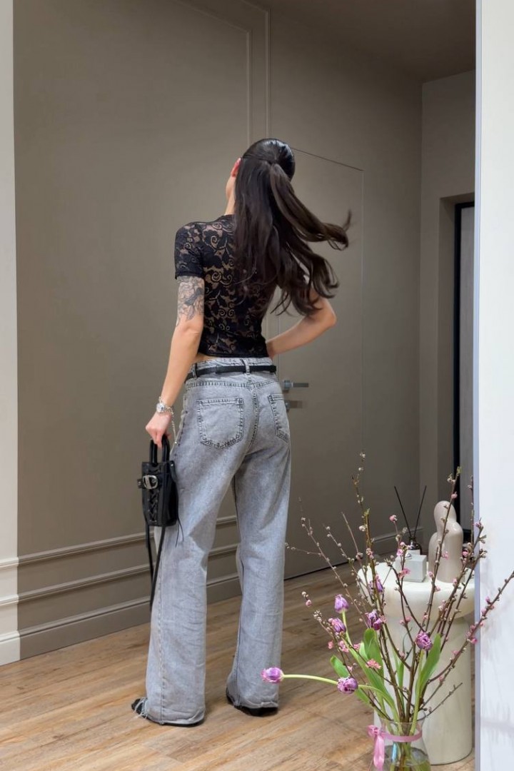 Витончений топ з мереживом INNA-590A350