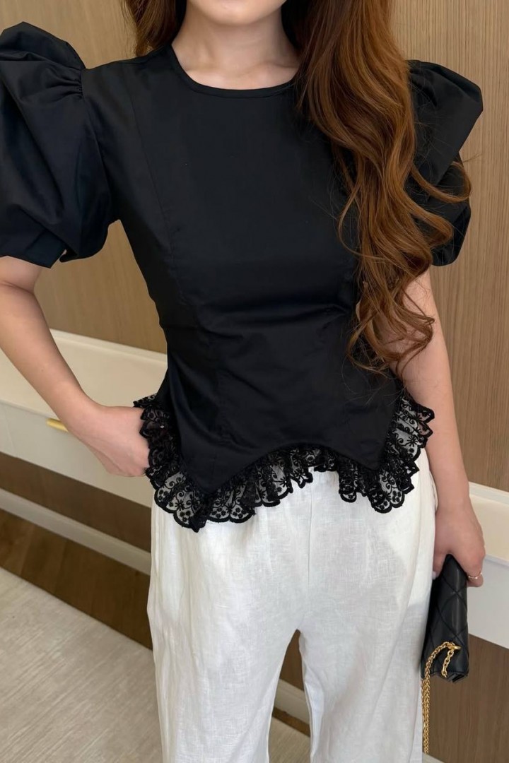 Блузка с объемными рукавами INNA-312A530