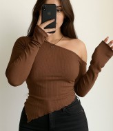 Кофточка с открытым плечом  INS-461A450