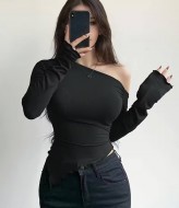 Кофточка с открытым плечом  INS-461A450