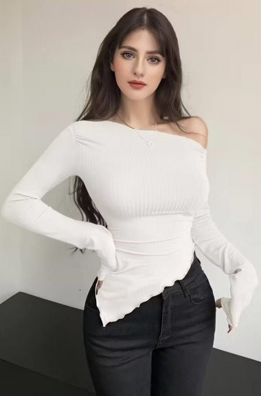 Кофточка с открытым плечом  INS-461A450