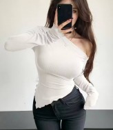 Кофточка с открытым плечом  INS-461A450