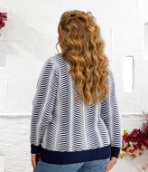 Короткая кофта на молнии  MAX-607A700