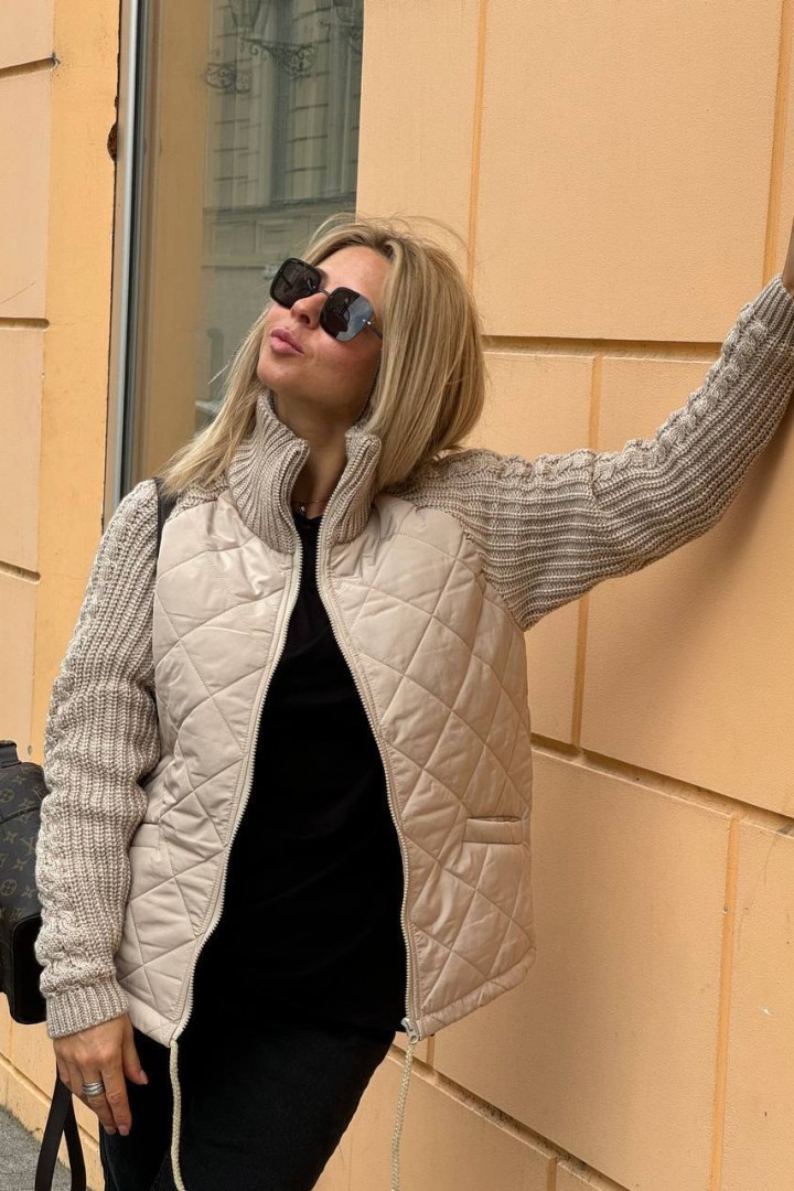 Куртка з в'язаними рукавами LIS-1001A1050