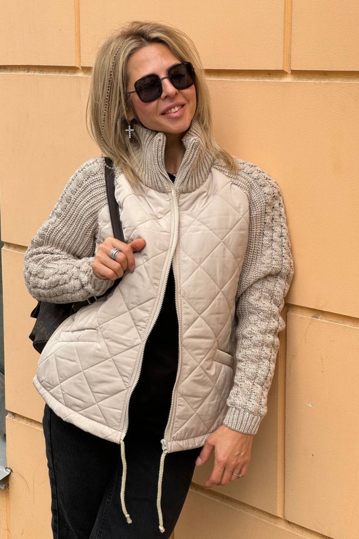 Куртка з в'язаними рукавами LIS-1001A1050