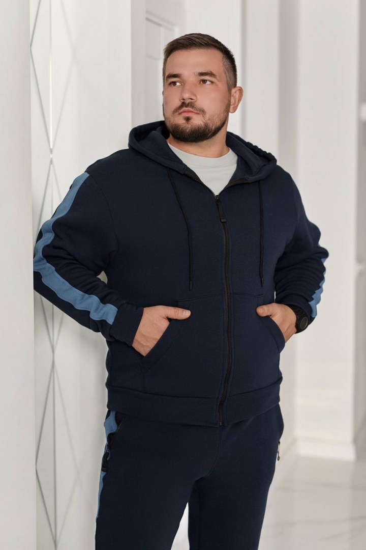 Комфортний чоловічий костюм VLT-577A900