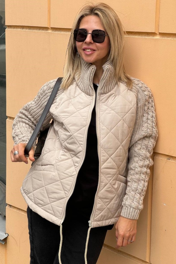 Куртка з в'язаними рукавами LIS-1001A1050