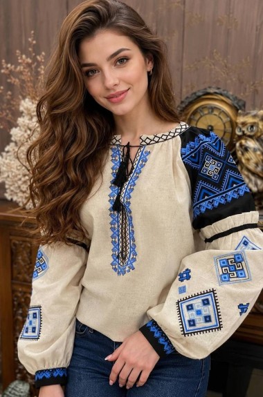 Блуза c вишитими рукавами AMU-5973A840 