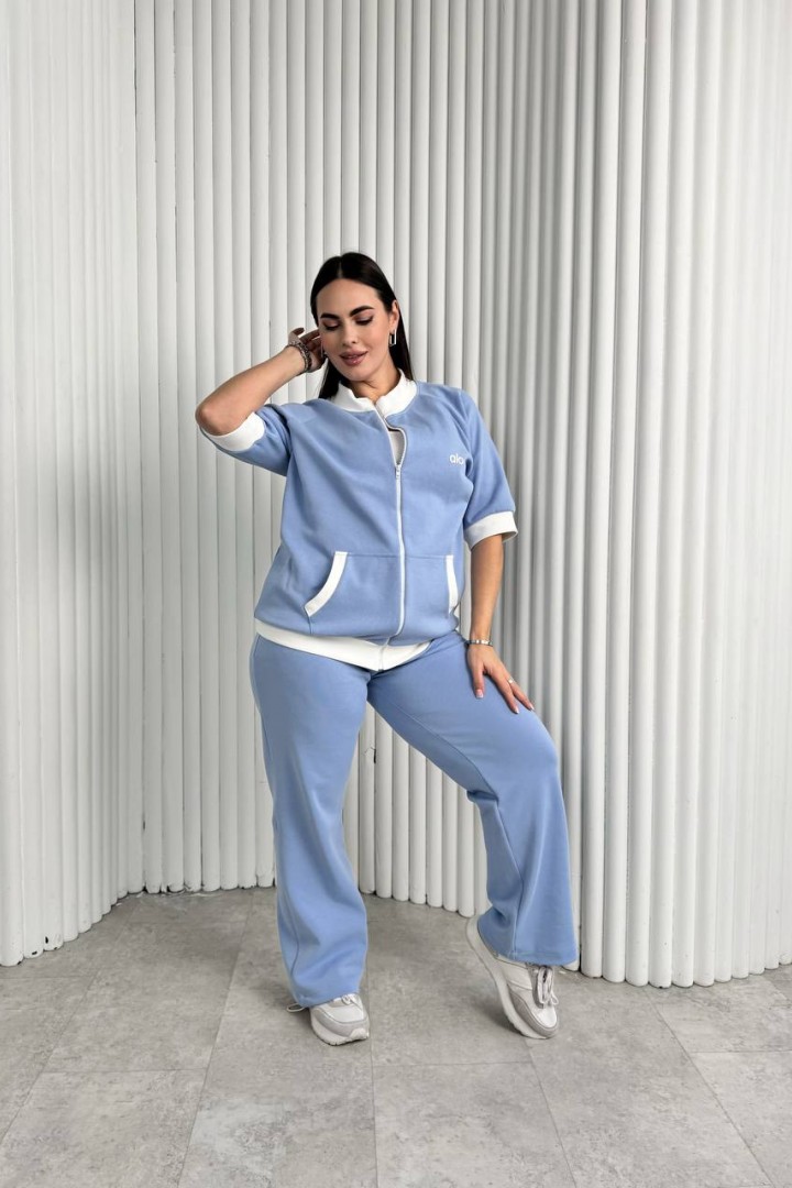 Прогулочный костюм ME-543A950