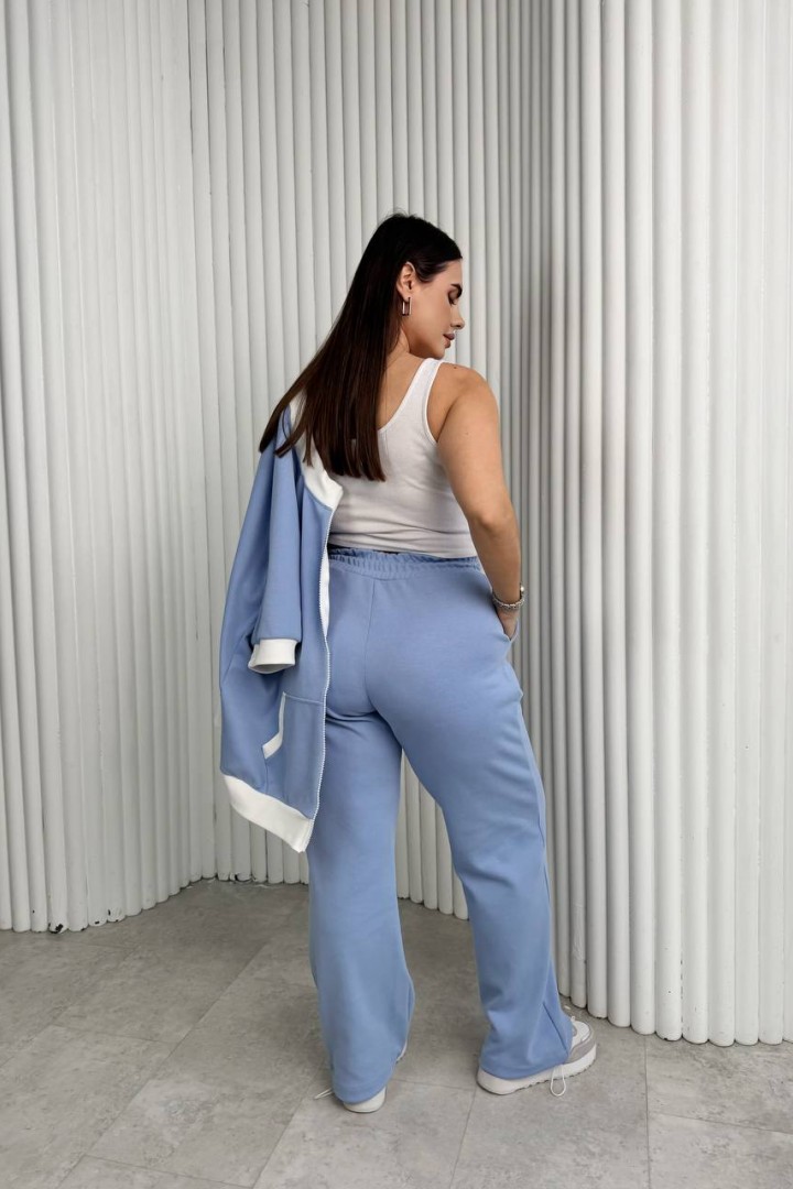 Прогулочный костюм ME-543A950