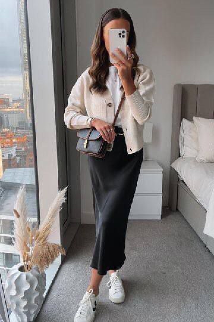 Шовкова спідниця довжини міді MIK-8054A310