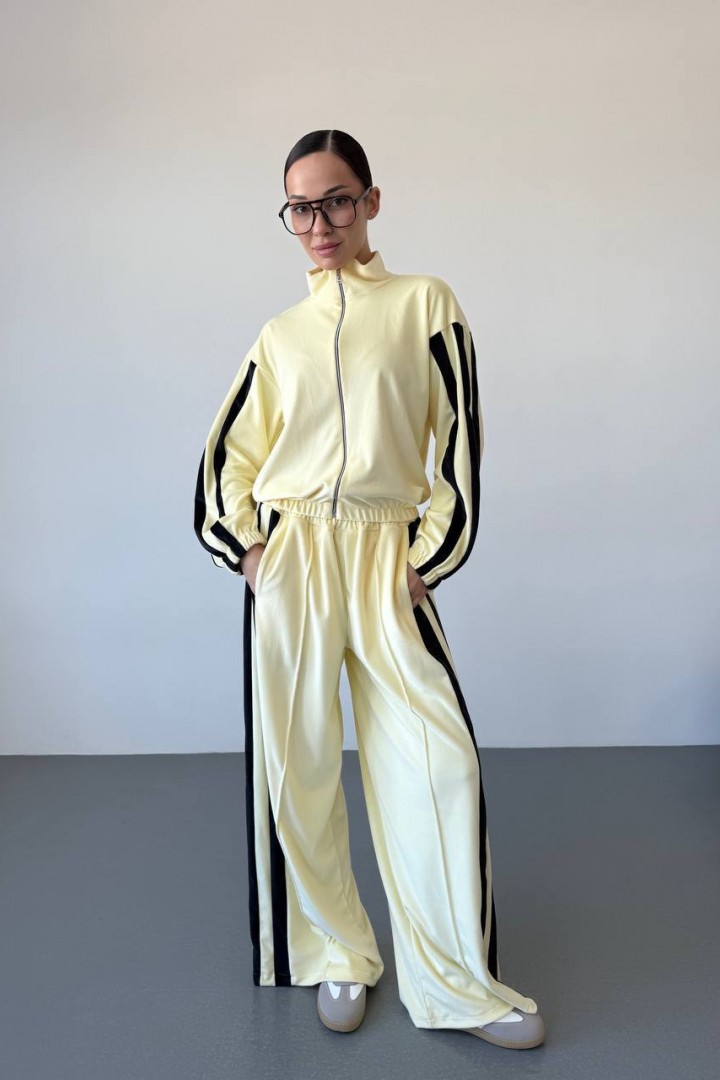 Спортивный костюм VSH-015A770