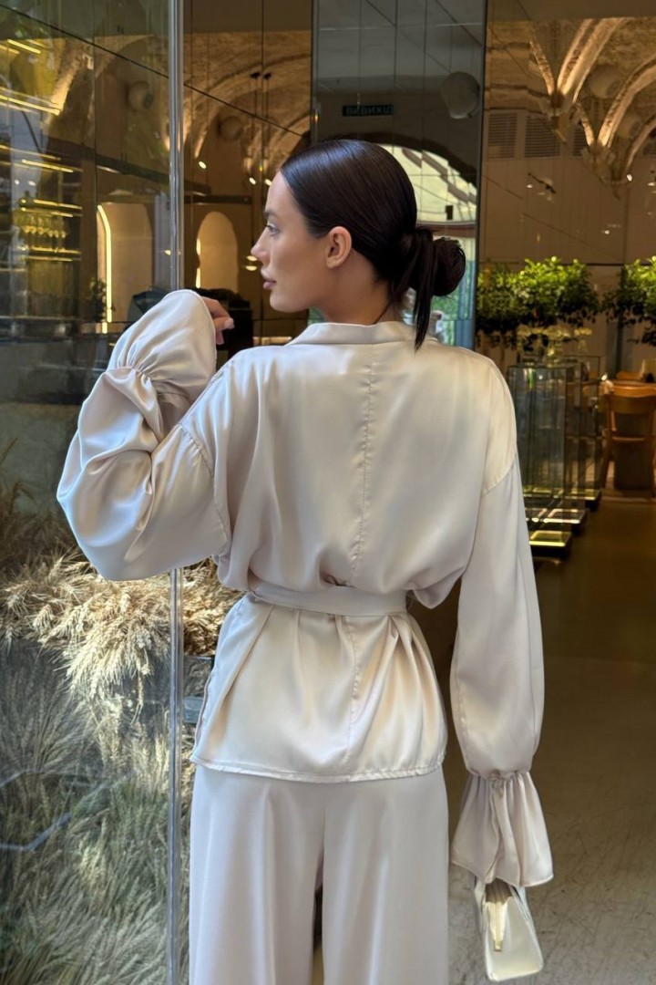 Костюм сорочка-кімоно і вільні штани RVA-429A700