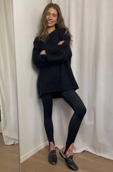 Чорні легінси зі штрипками STC-228A300 Чорні легінси зі штрипками STC-228A300